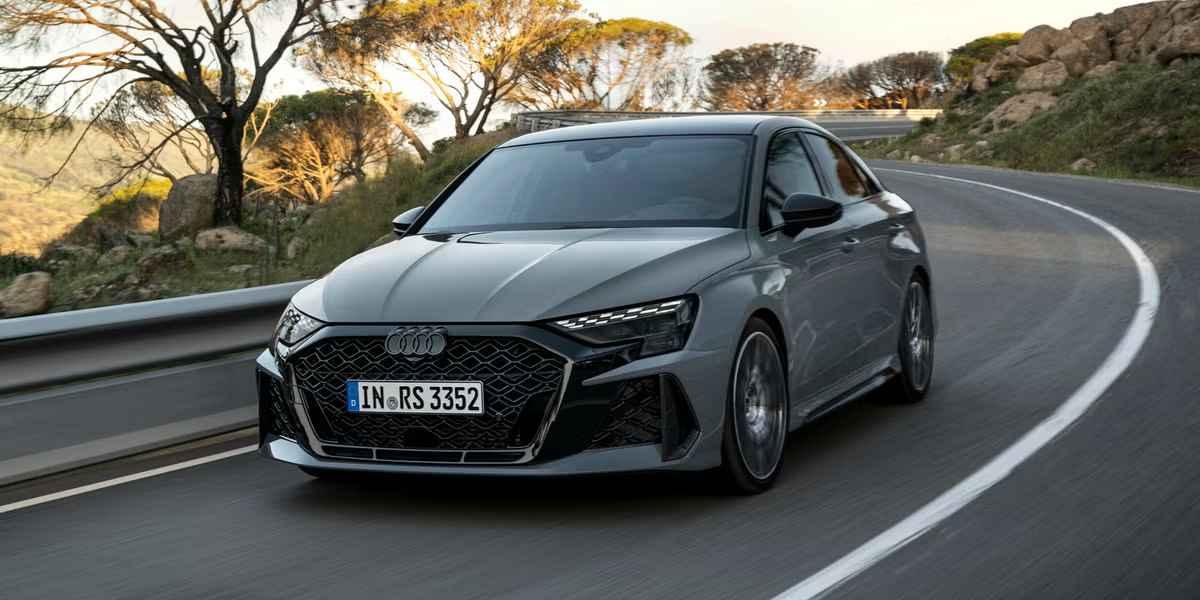 El Audi RS3 2025 recibe ajustes de rendimiento y asientos con respaldo de fibra de carbono | Mundo Ingeniería