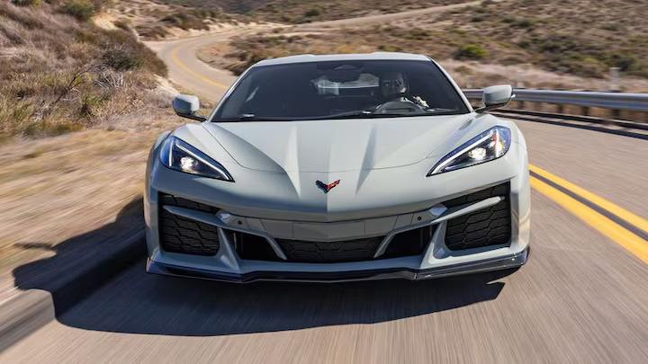 Chevrolet Anuncia Fecha de Lanzamiento del Corvette ZR1 2025: El Superdeportivo Americano con Turbo | Mundo Ingeniería