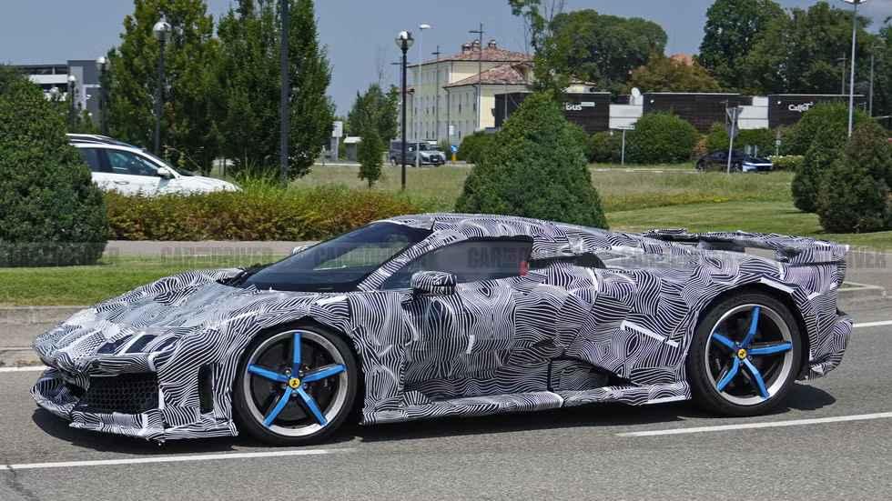 Fotos espía del reemplazo de LaFerrari revelan un paquete aerodinámico agresivo | Mundo Ingeniería