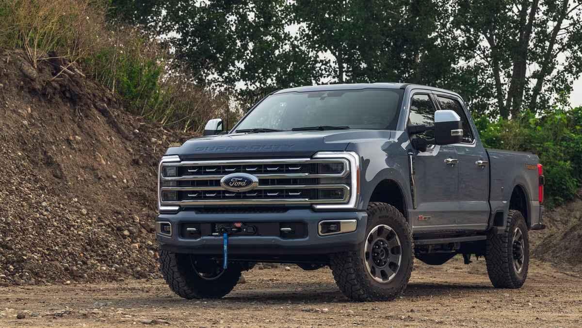 La Próxima generación de camiones Ford Super Duty probablemente añadirá un tren motriz híbrido | Mundo Ingeniería