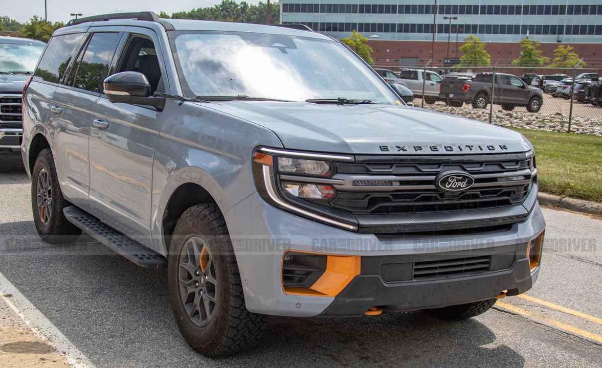 El Ford expedition tremor 2025 se muestra sin camuflaje y revela nuevas pantallas | Mundo Ingeniería