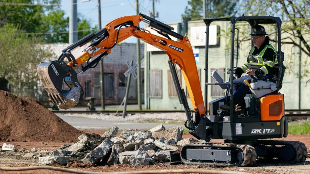 DEVELON lanza su mini excavadora más pequeña hasta la fecha | Mundo Ingeniería