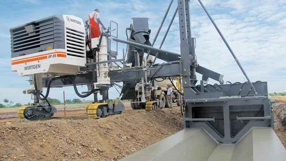 El pavimentado offset utiliza control sin cuerdas | Mundo Ingeniería