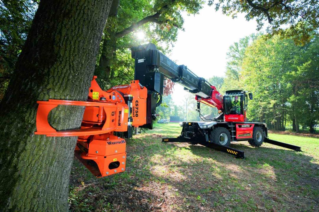 Manitou equipará manipuladores telescópicos con sierra para árboles Woodcracker | Mundo Ingeniería