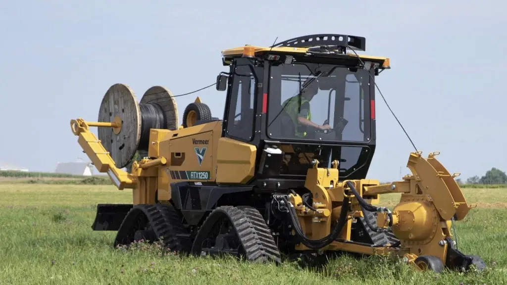 Actualización del tractor Vermeer RTX1250: Eficiencia mejorada para tareas de zanjeo, arado y trabajos con ruedas de roca | Mundo Ingeniería