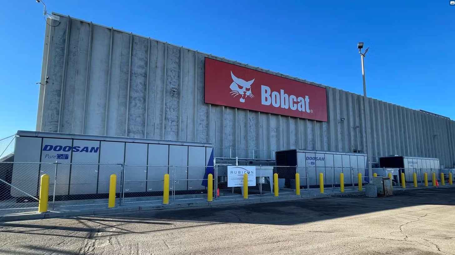 Portada: Bobcat integra celdas de combustible estacionarias en plantas de fabricación