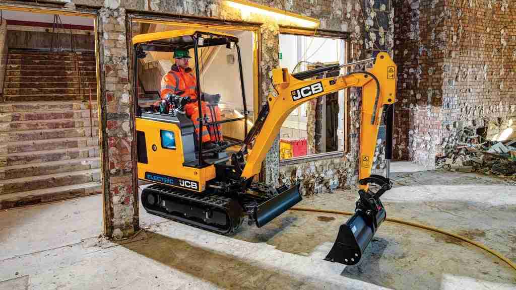 Portada: Entrevista con Lee Tice de JCB: La electrificación en la maquinaria de