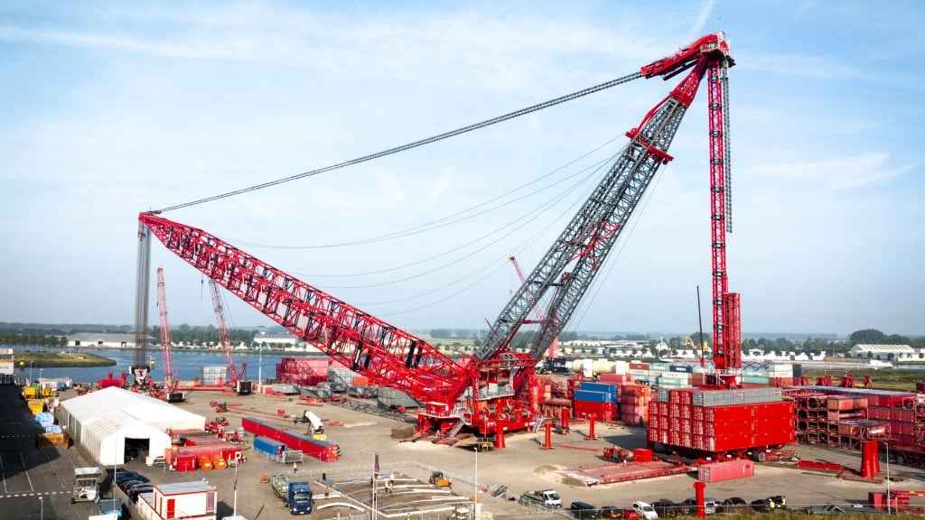 Portada: Mammoet lanza la grúa terrestre más fuerte del mundo con una capacidad máxima